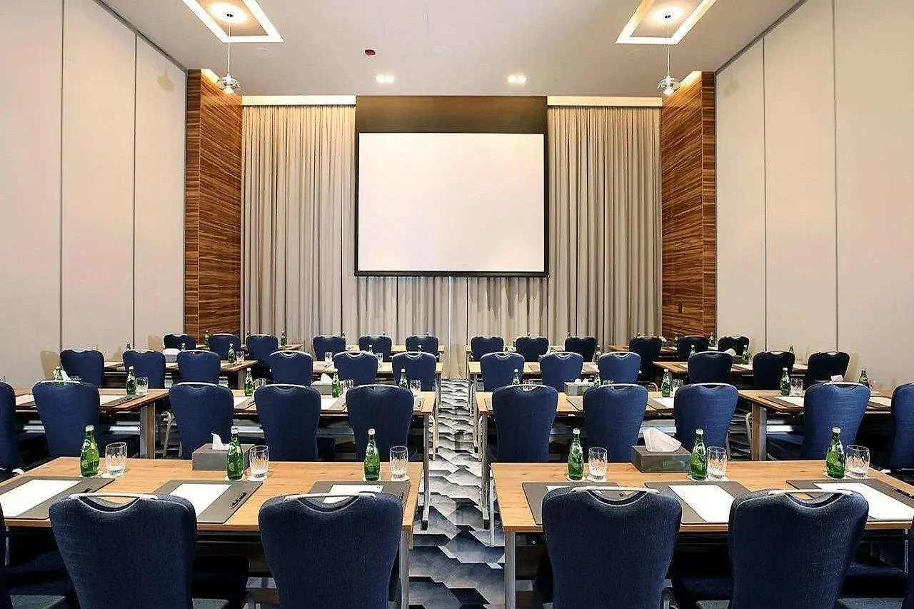 Grand Cosmopolitan Hotel Dubai