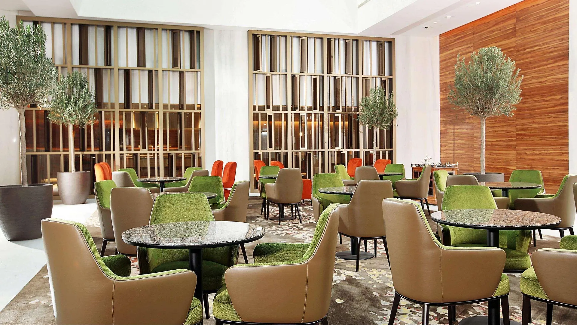 *****  Grand Cosmopolitan Hotel Dubai United Arab Emirates